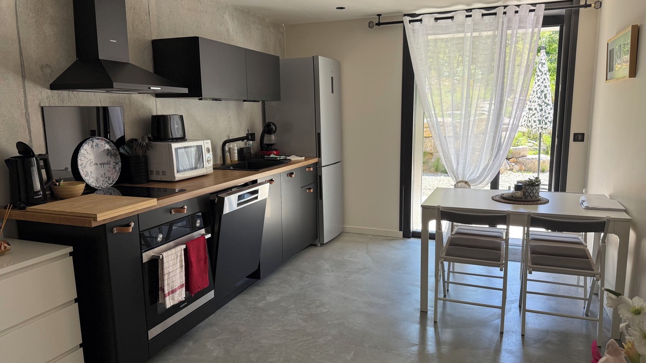 Photo of Kitchen in Plaisians