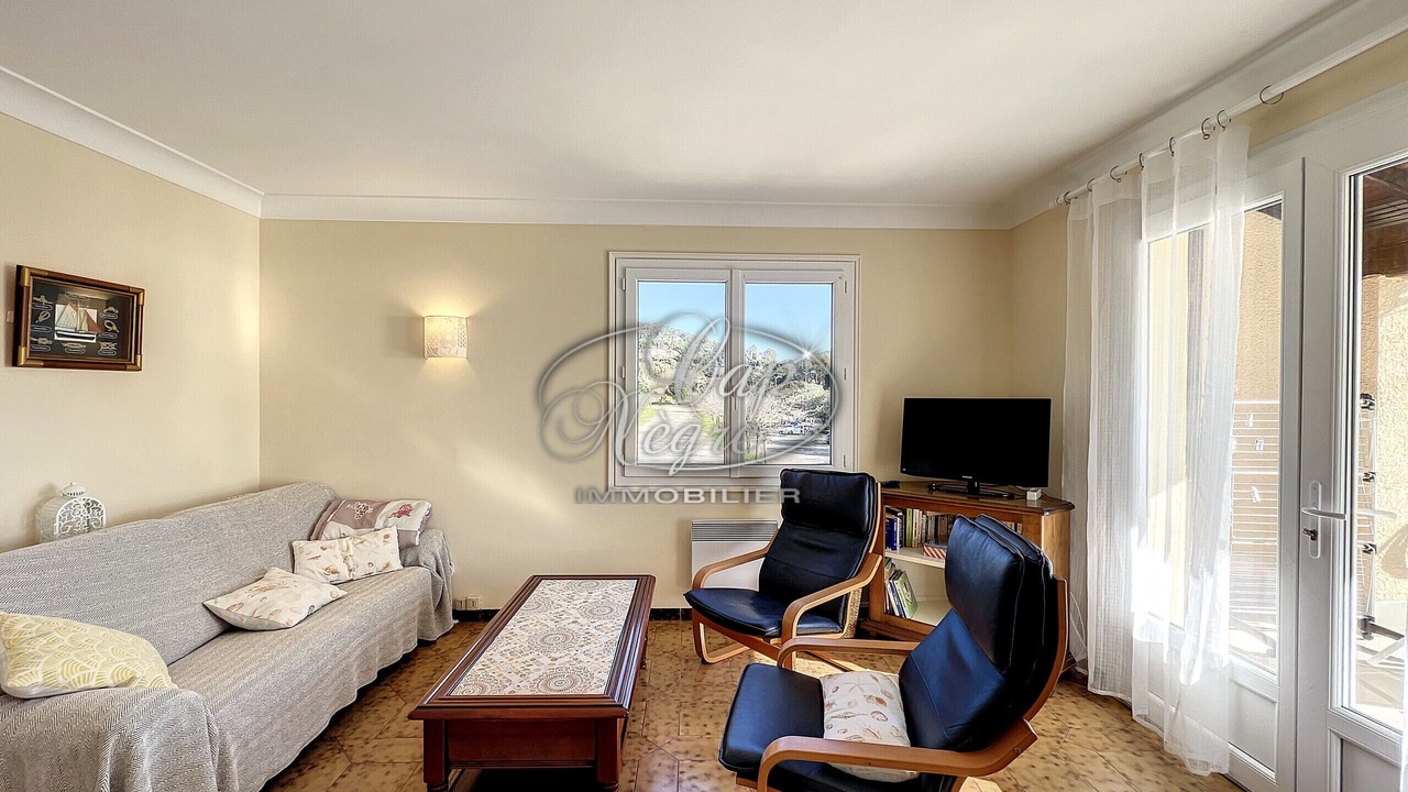 Photo of Livingroom in Cavaliere Beach