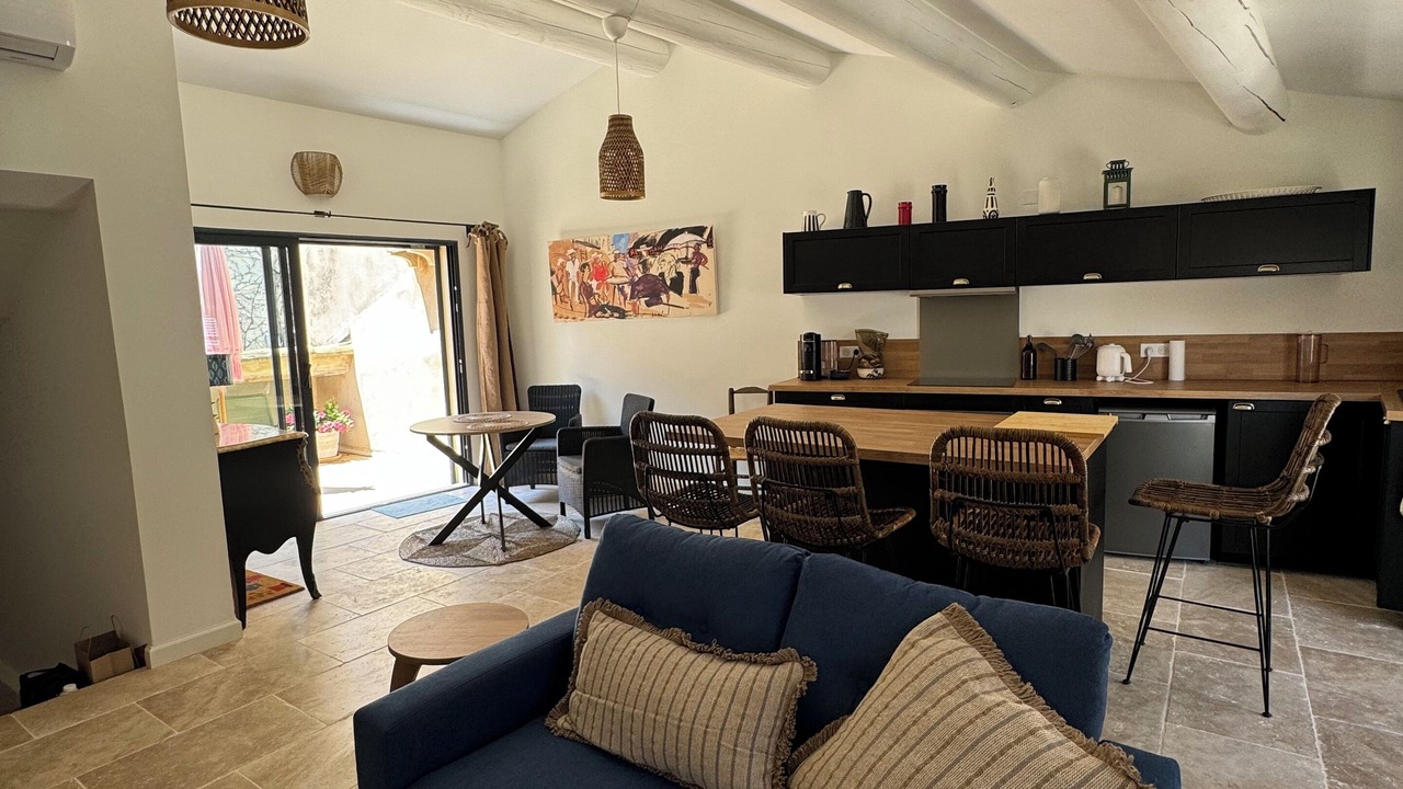 Photo of Livingroom in Lourmarin
