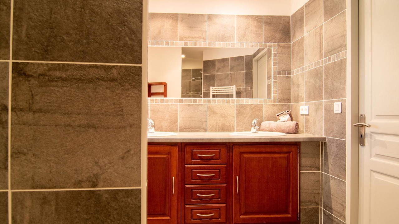 Photo of Bathroom in Carces