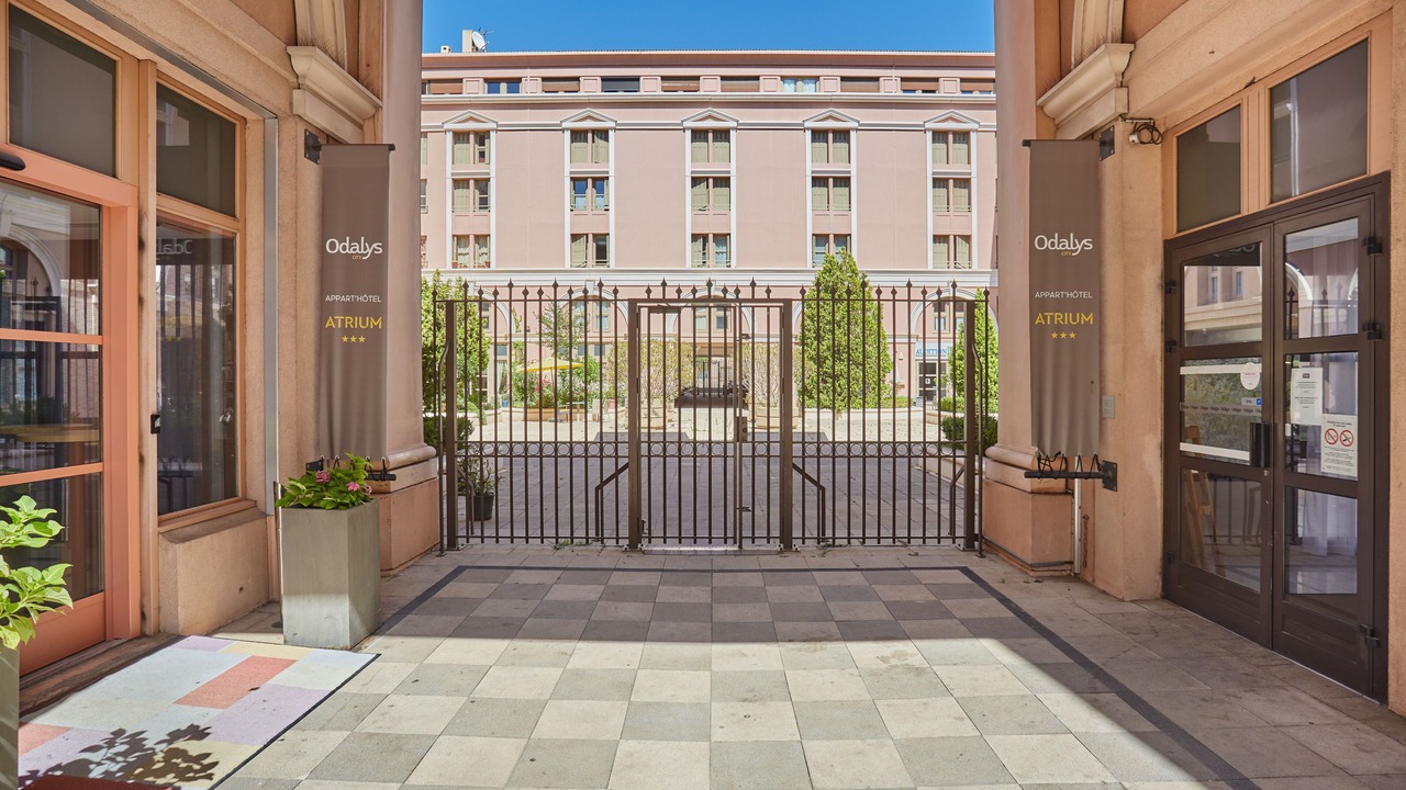 Photo of Outdoor in Couronne Urbaine