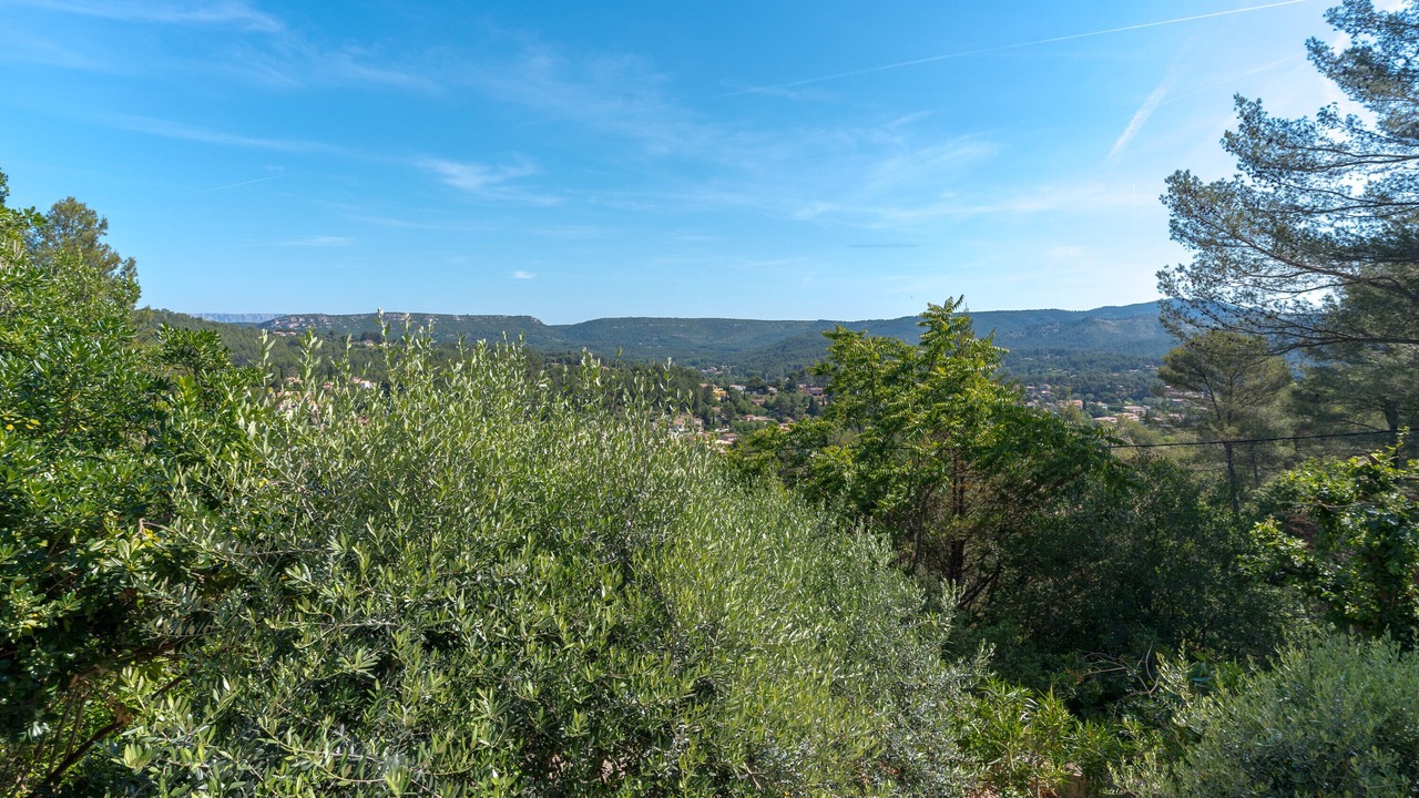 Photo of Others in Peypin
