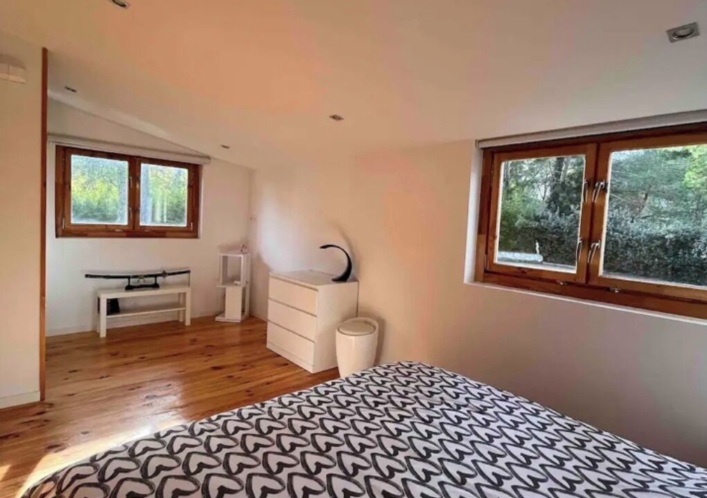 Photo of Bedroom in Plan-d'Aups-Sainte-Baume