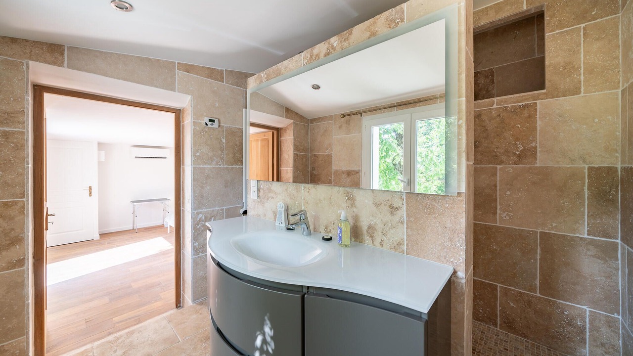 Photo of Bathroom in Saint-Cezaire-sur-Siagne