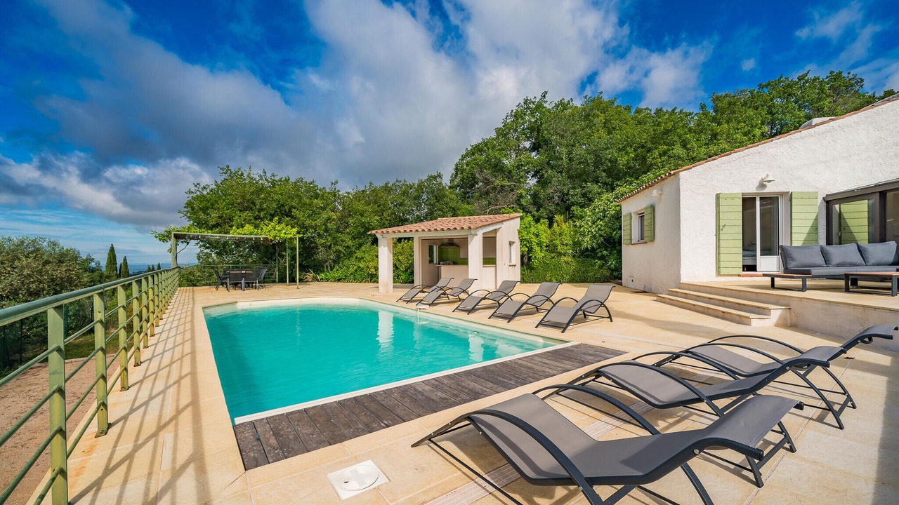 Photo of Outdoor in Saint-Cezaire-sur-Siagne