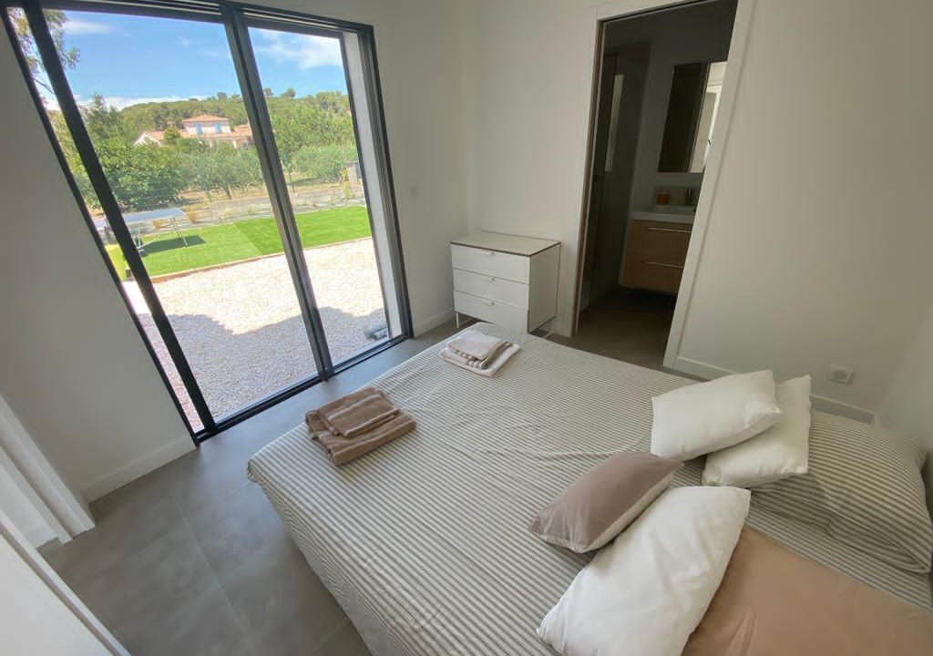 Photo of Bedroom in Cabries