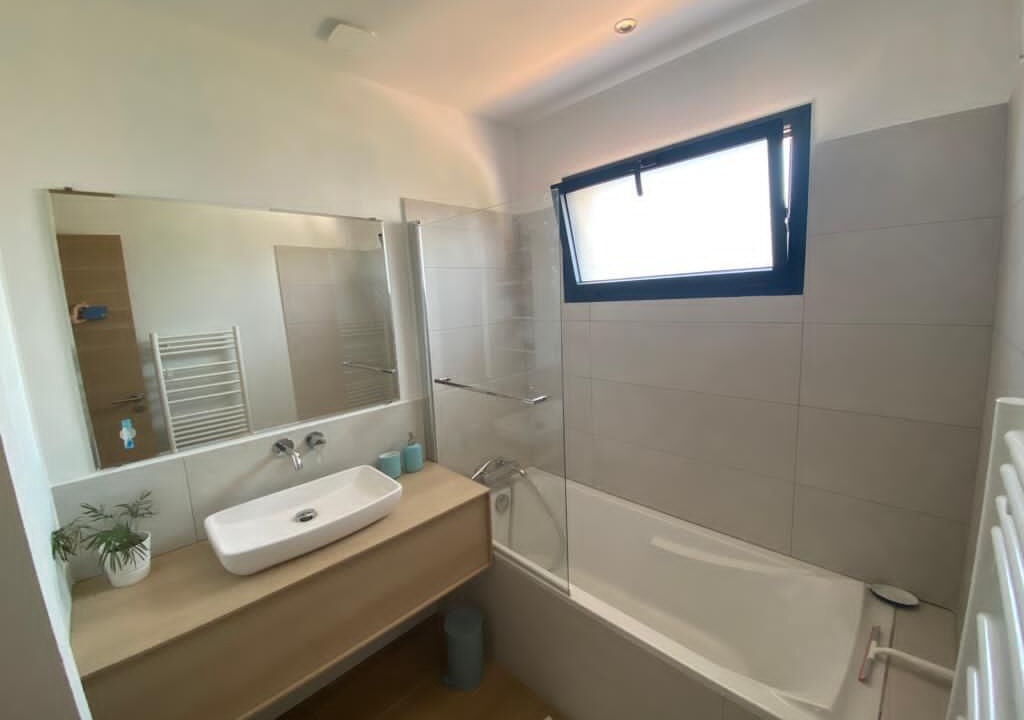 Photo of Bathroom in Cabries