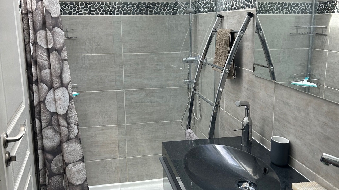 Photo of Bathroom in Manosque