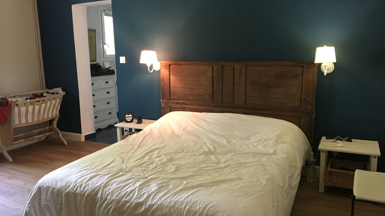 Photo of Bedroom in Orange