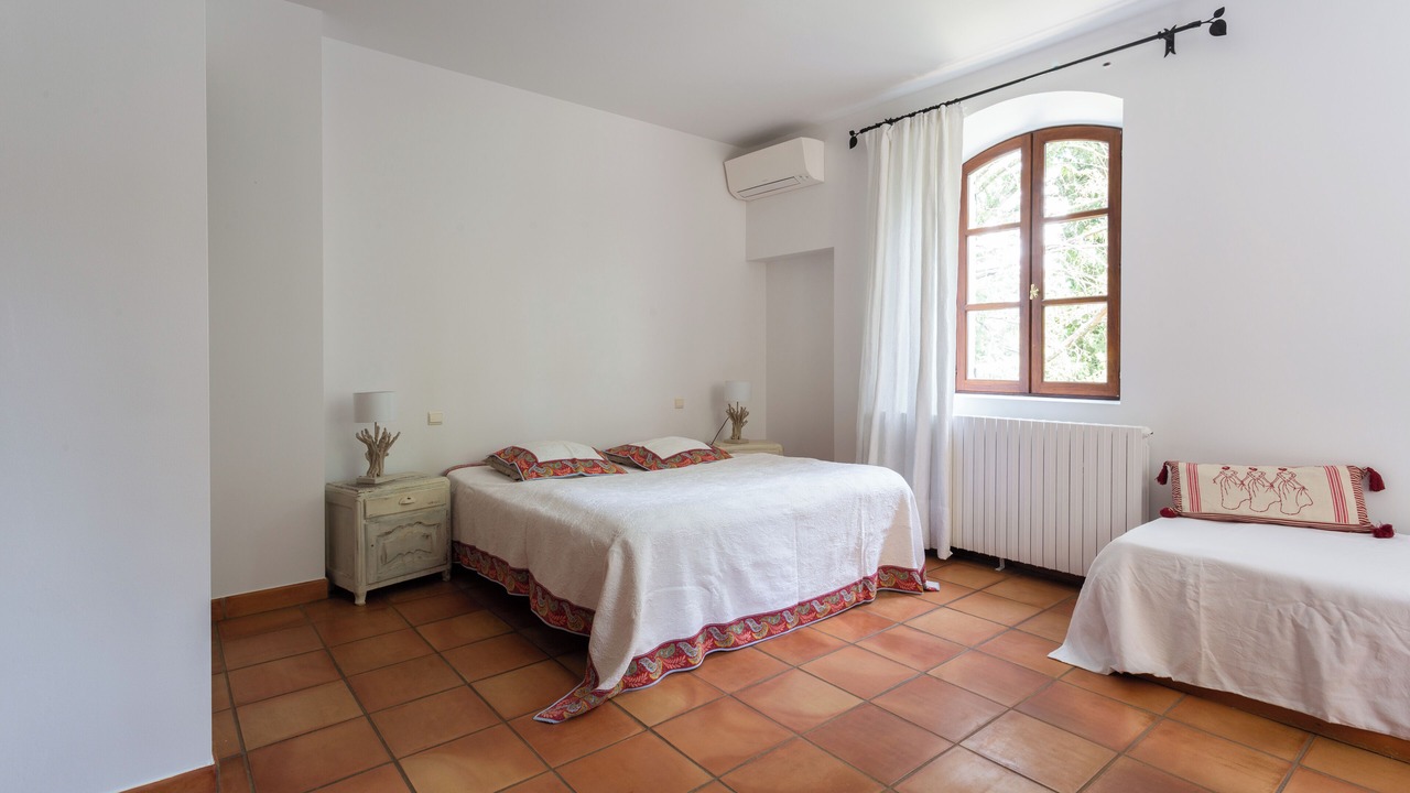 Photo of Bedroom in Le Pontet