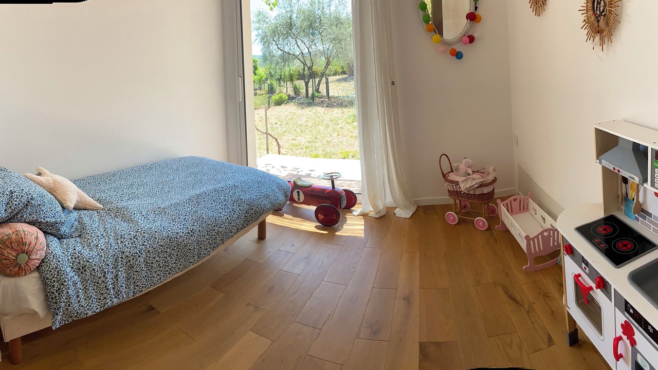 Photo of Bedroom in Cuers