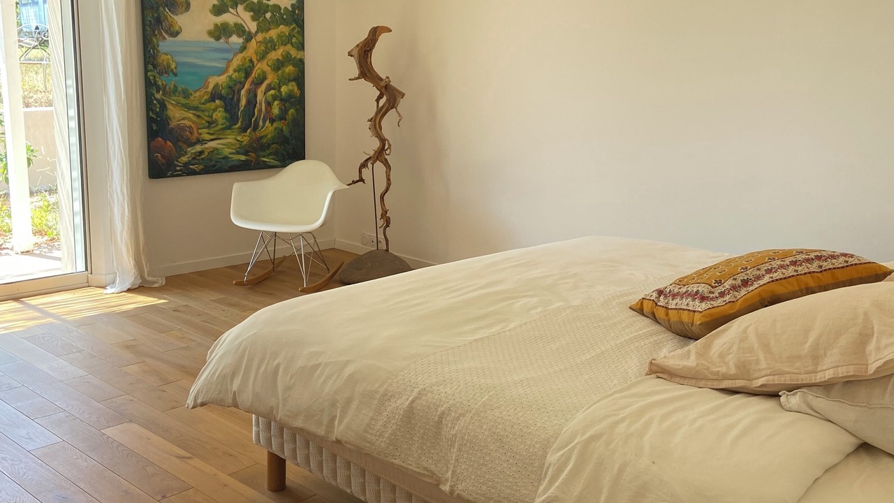 Photo of Bedroom in Cuers
