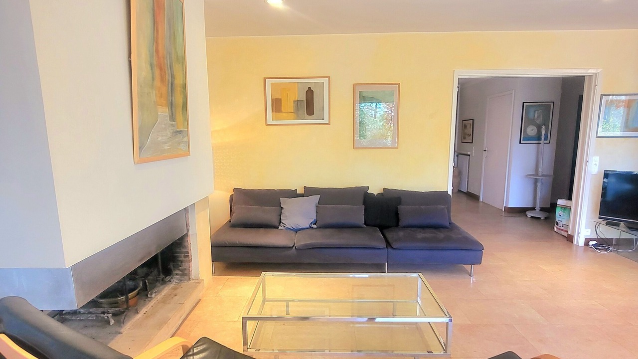 Photo of Livingroom in Roussillon
