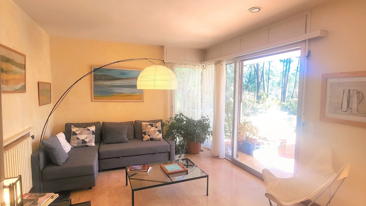 Photo of Livingroom in Roussillon