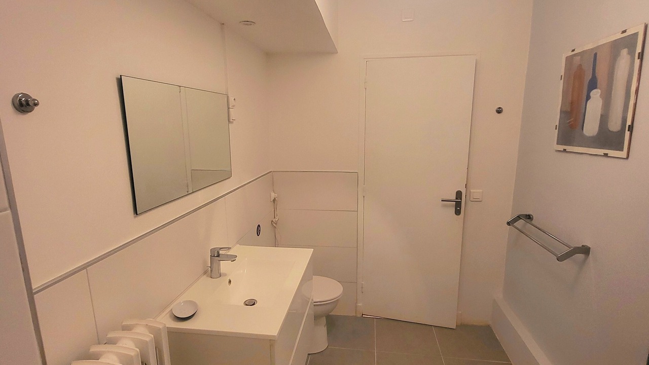Photo of Bathroom in Roussillon