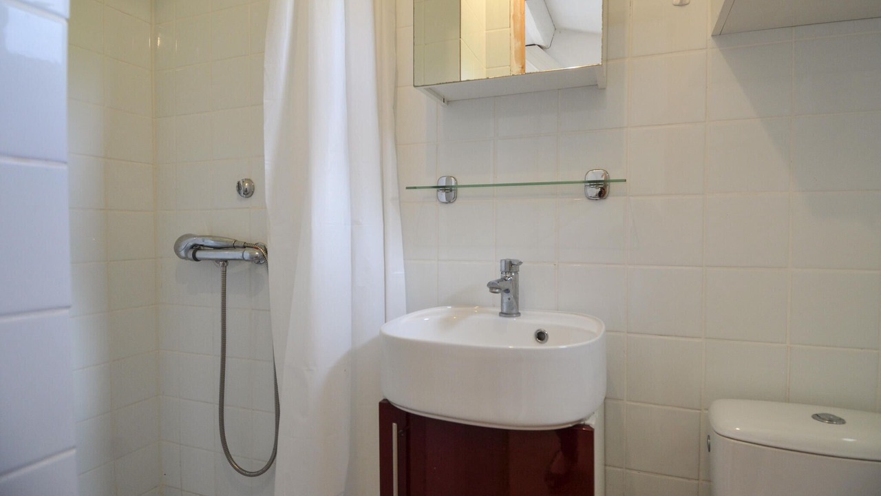 Photo of Bathroom in Saze