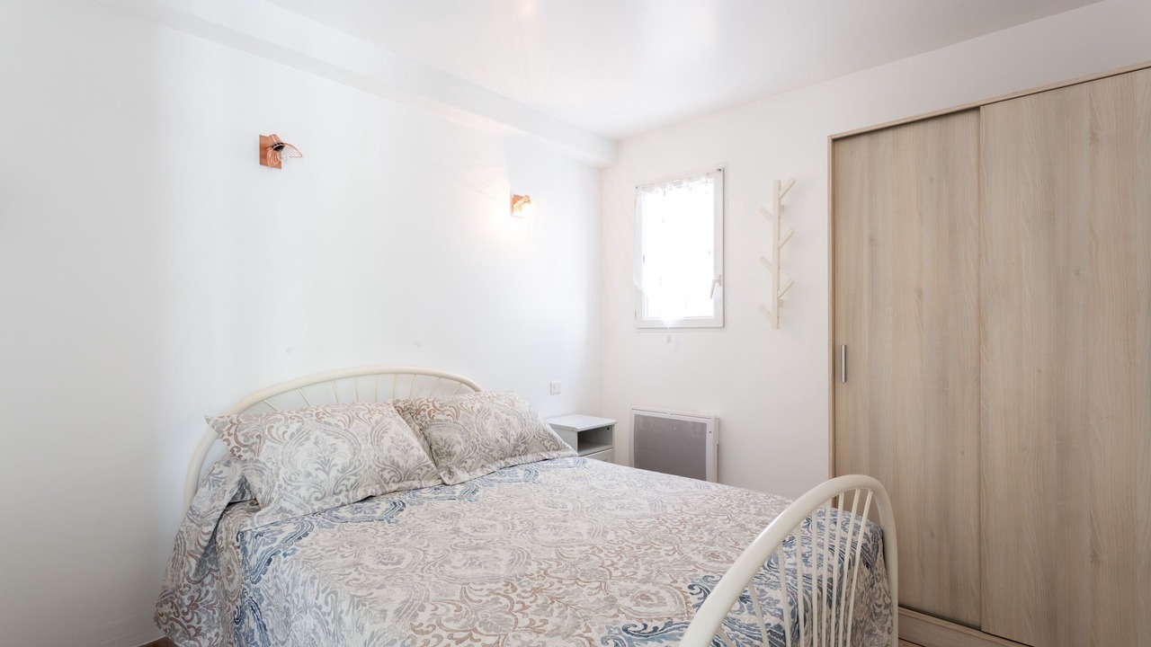 Photo of Bedroom in Beaucaire