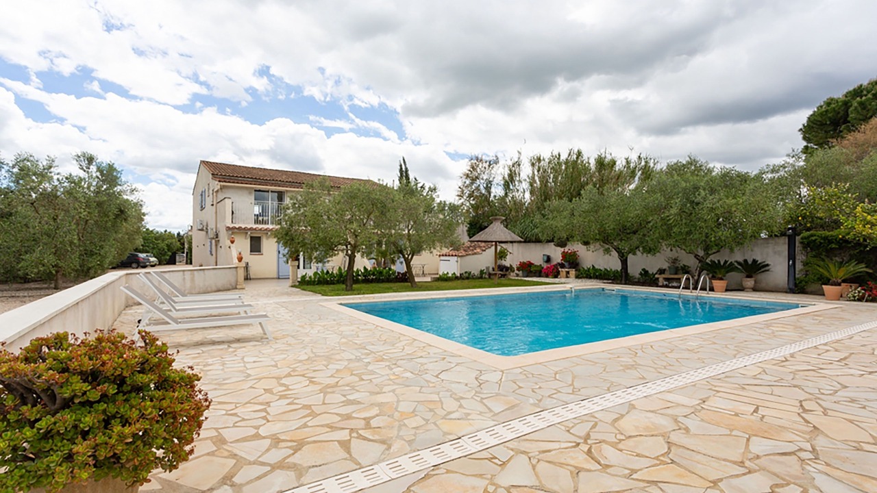 Photo of Outdoor in Beaucaire