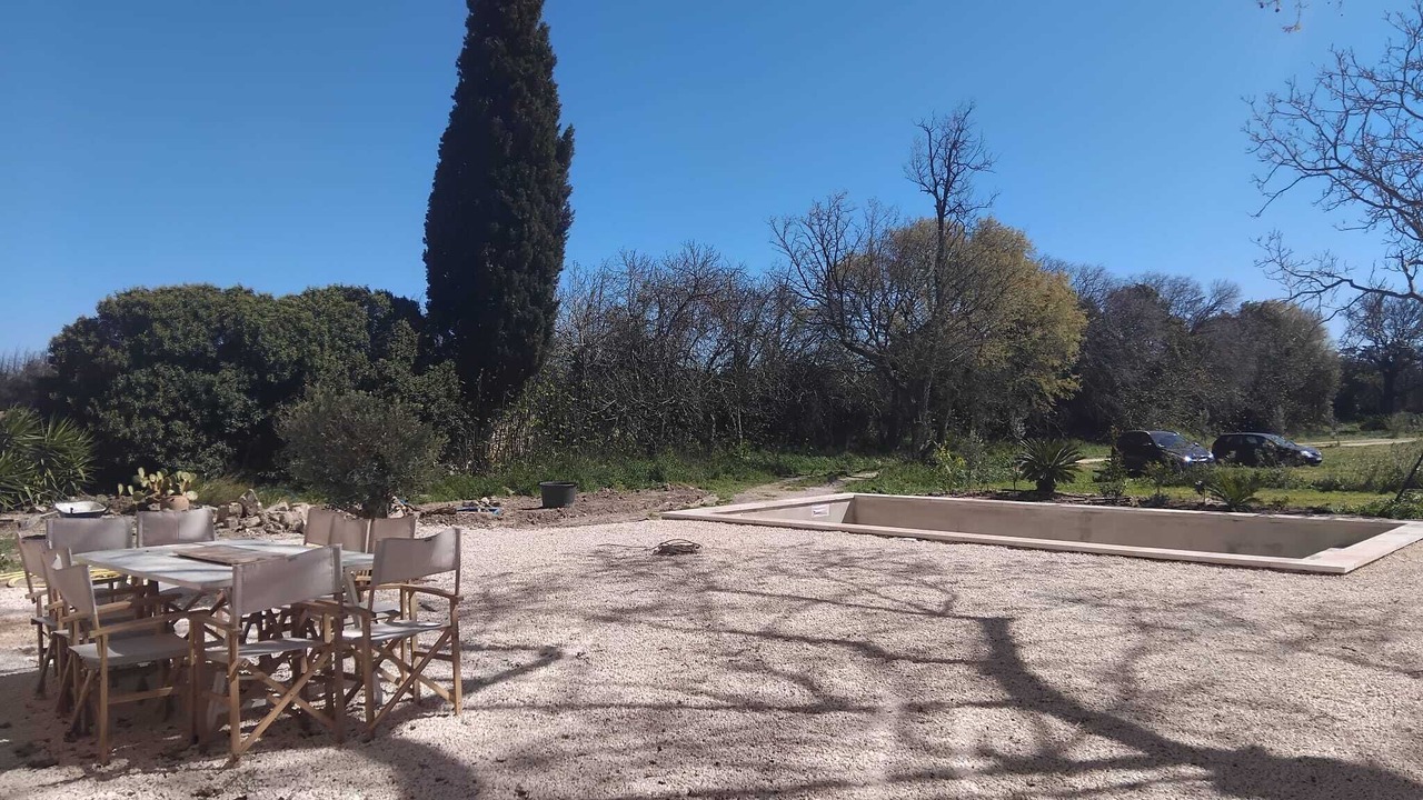 Photo of Outdoor in Arles