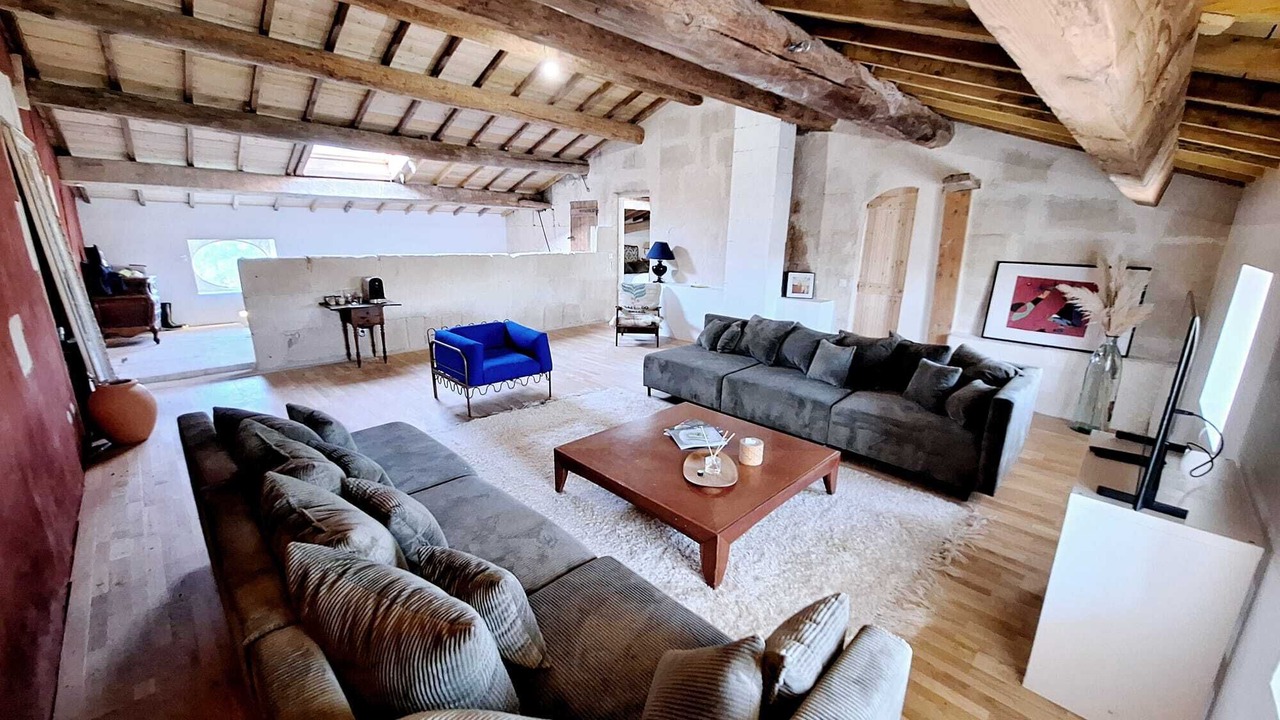 Photo of Livingroom in Arles