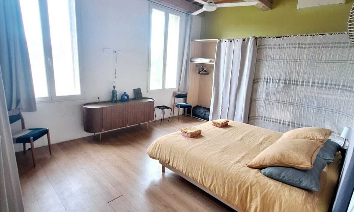 Photo of Bedroom in Arles