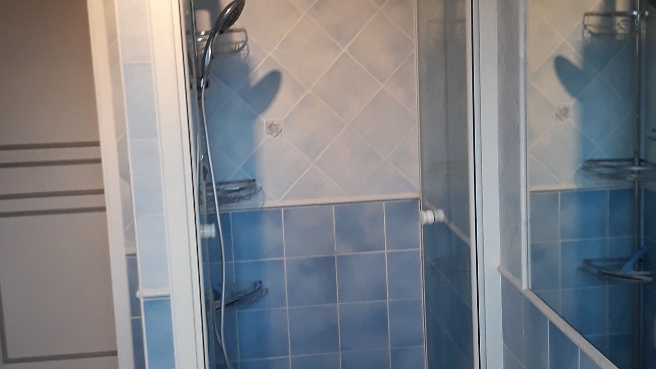 Photo of Bathroom in Montfrin