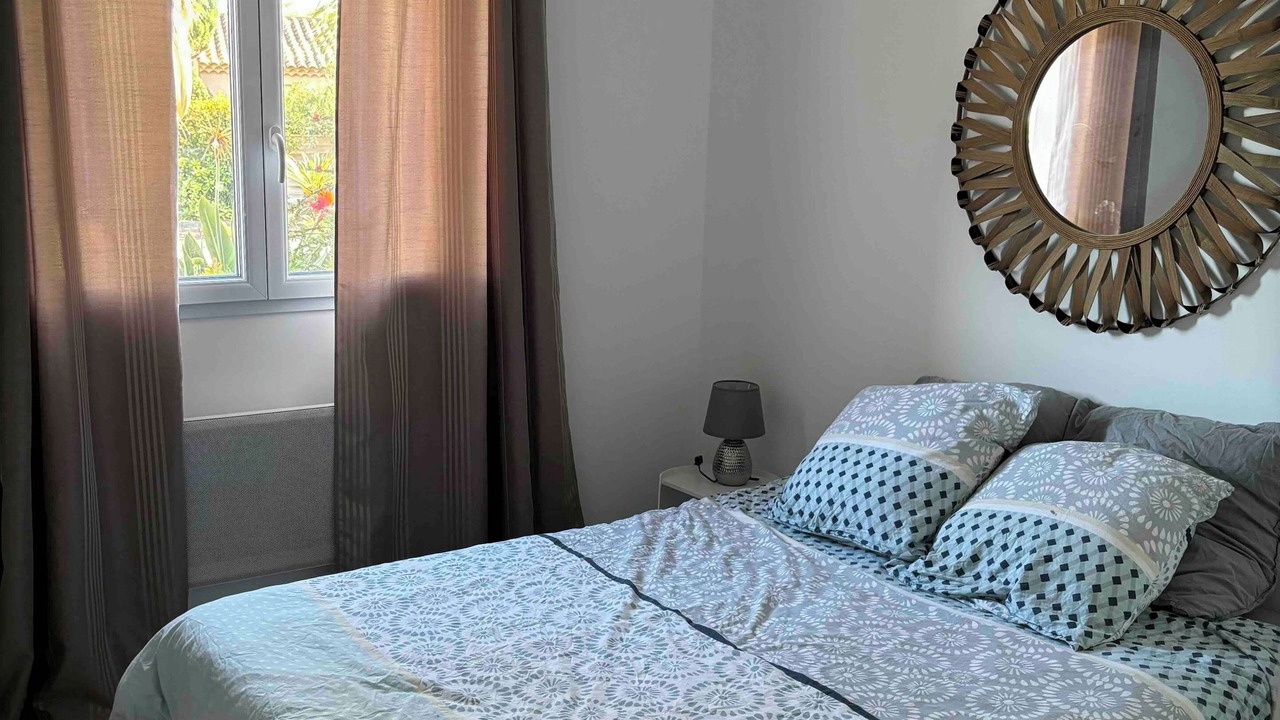 Photo of Bedroom in Miramar