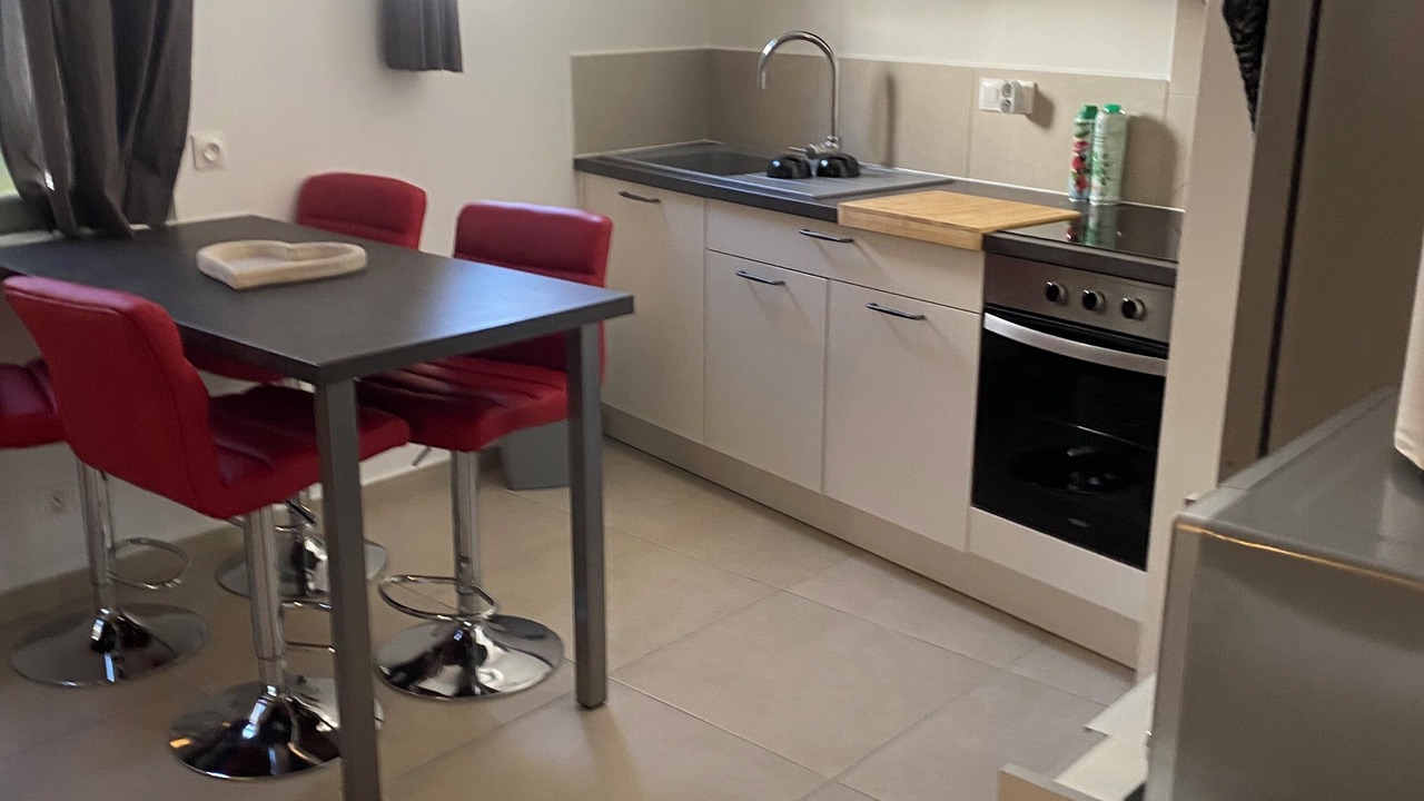 Photo of Kitchen in Montmeyan