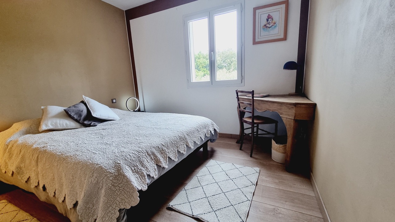 Photo of Bedroom in Vers-Pont-du-Gard