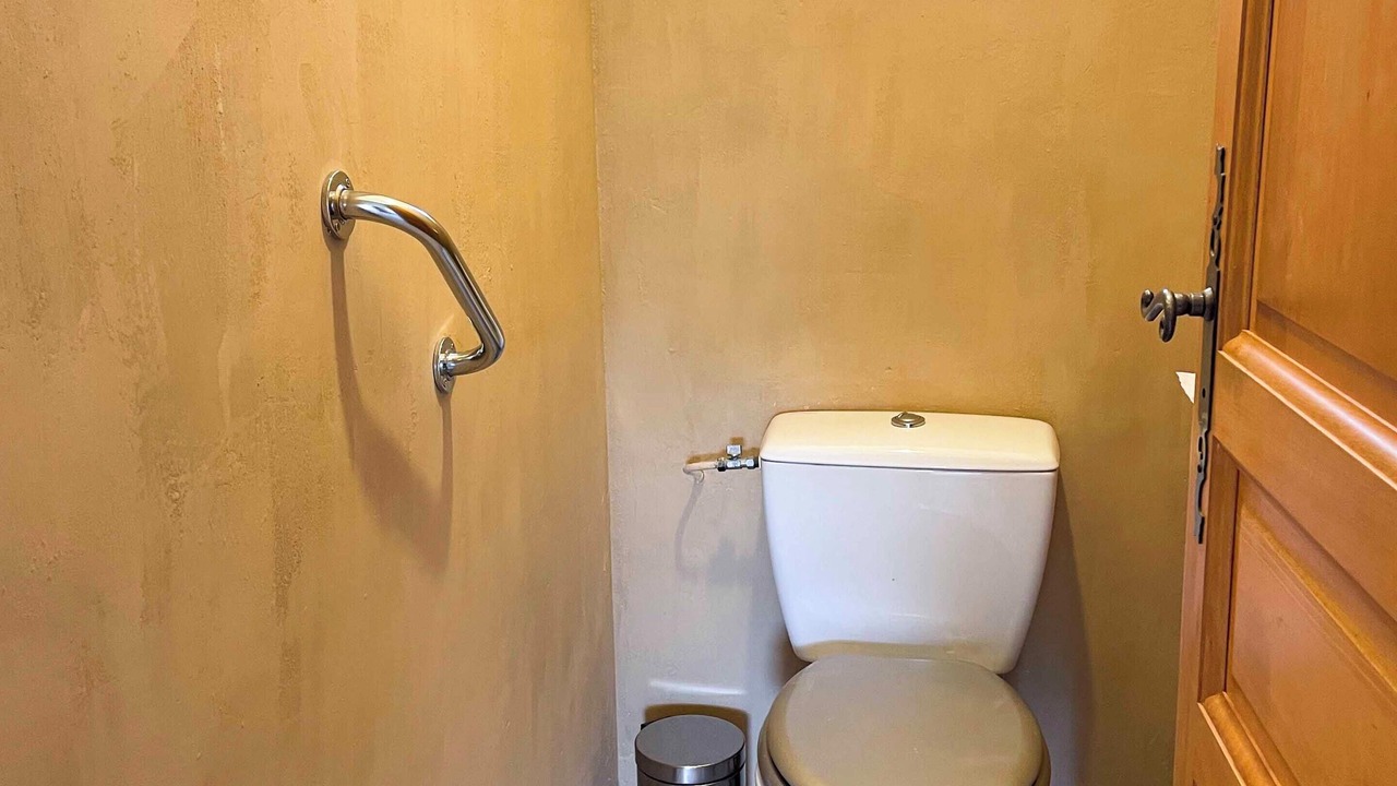 Photo of Bathroom in Sablet