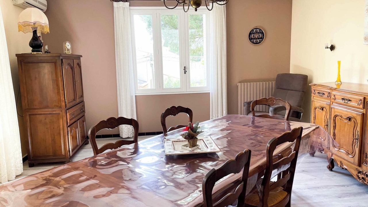 Photo of Livingroom in Sablet