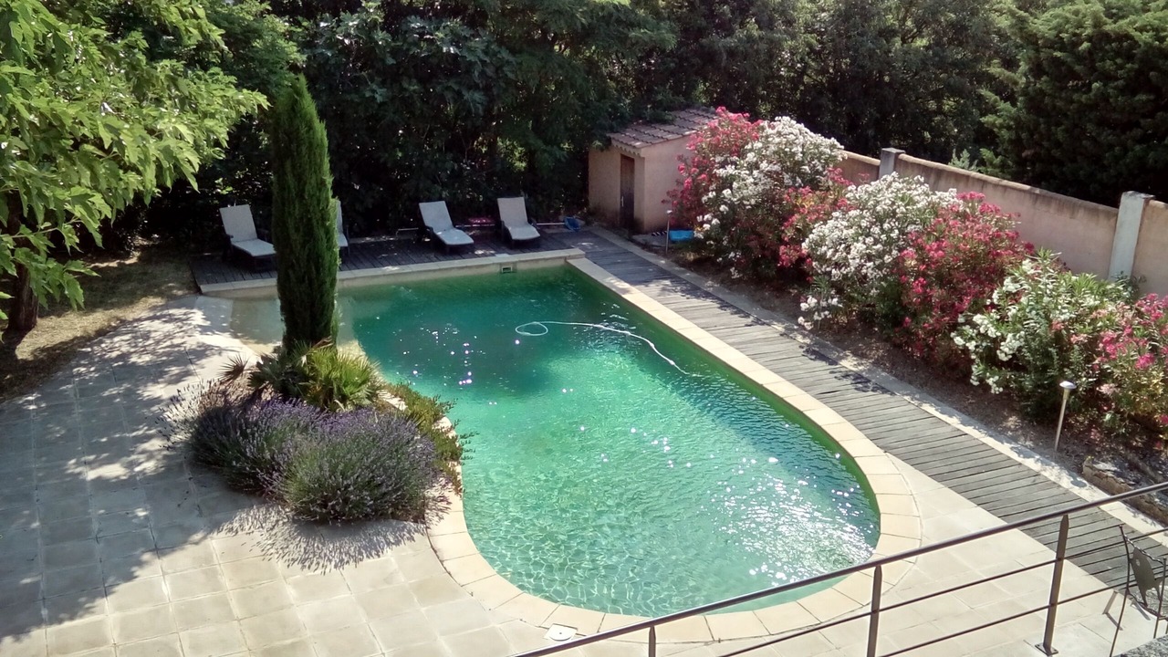 Photo of Outdoor in Chateauneuf-de-Gadagne