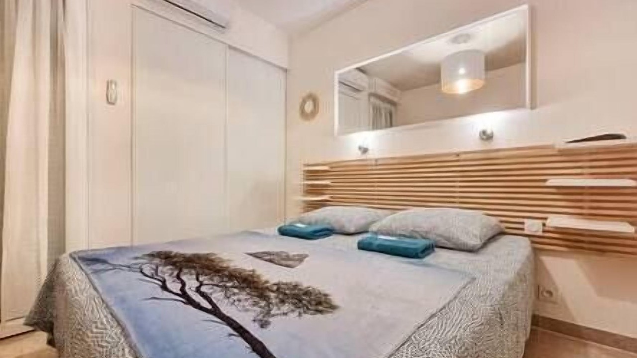 Photo of Bedroom in Les Sablettes