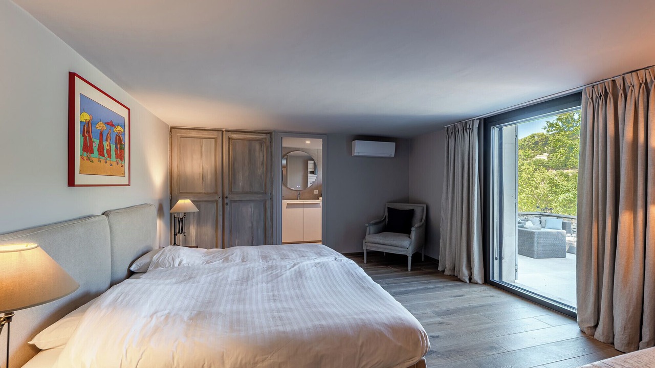 Photo of Bedroom in Menerbes