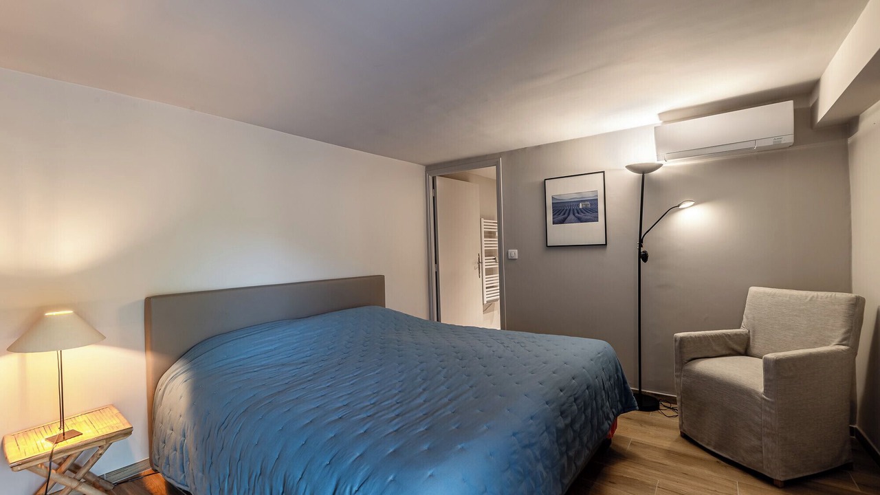 Photo of Bedroom in Menerbes