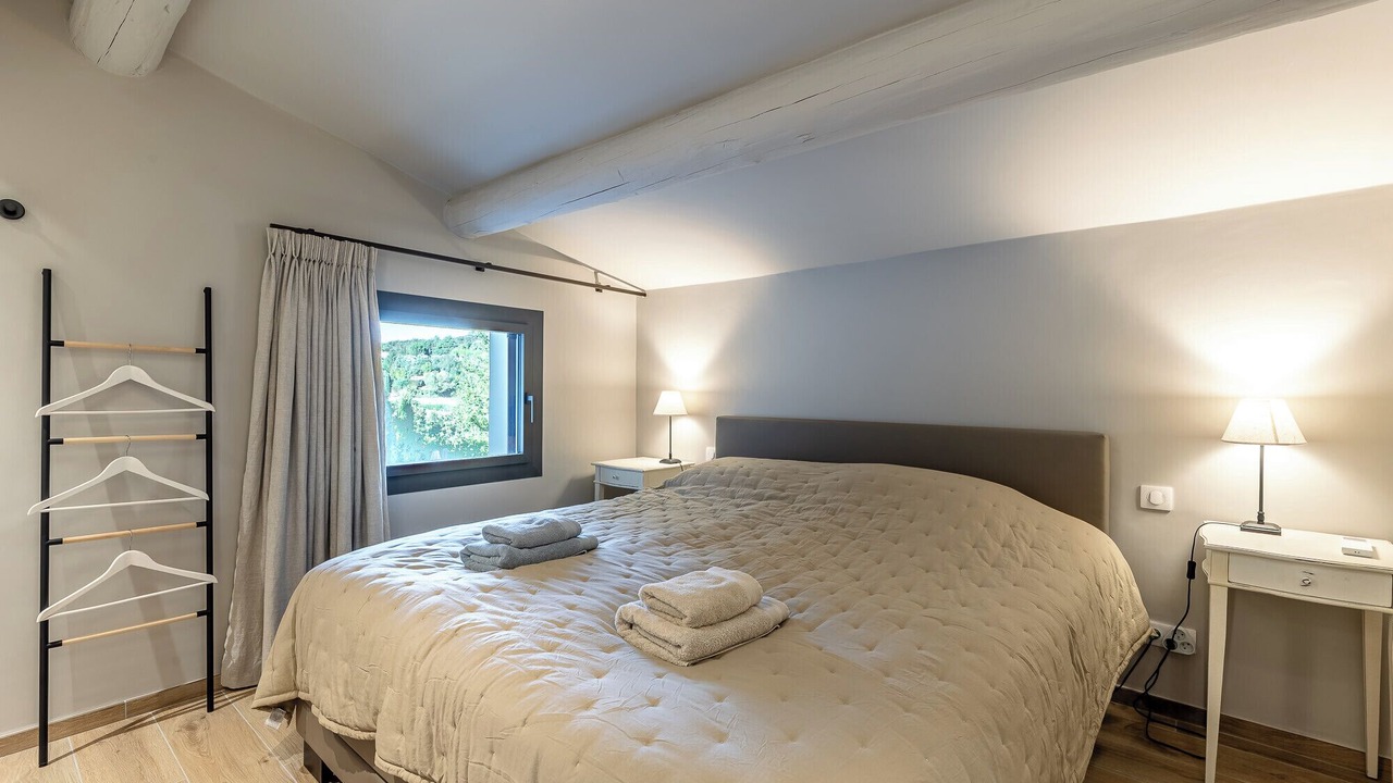 Photo of Bedroom in Menerbes