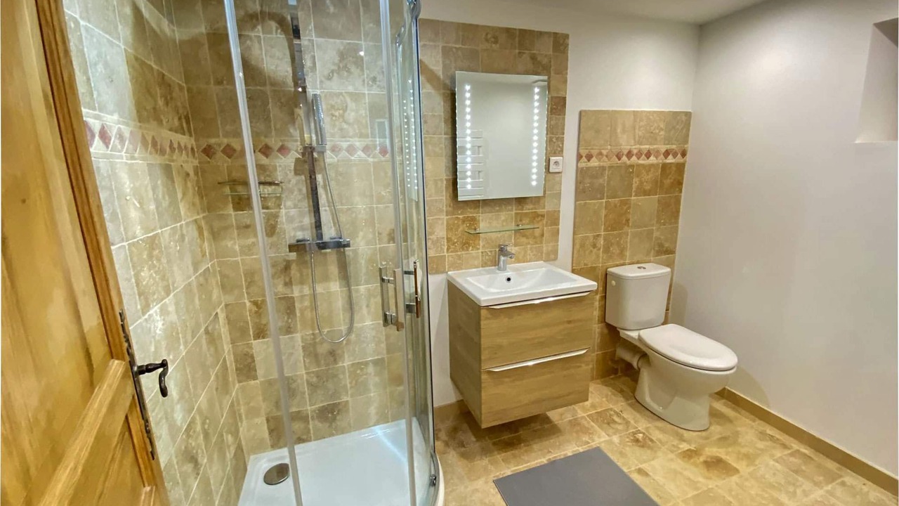 Photo of Bathroom in Barjols