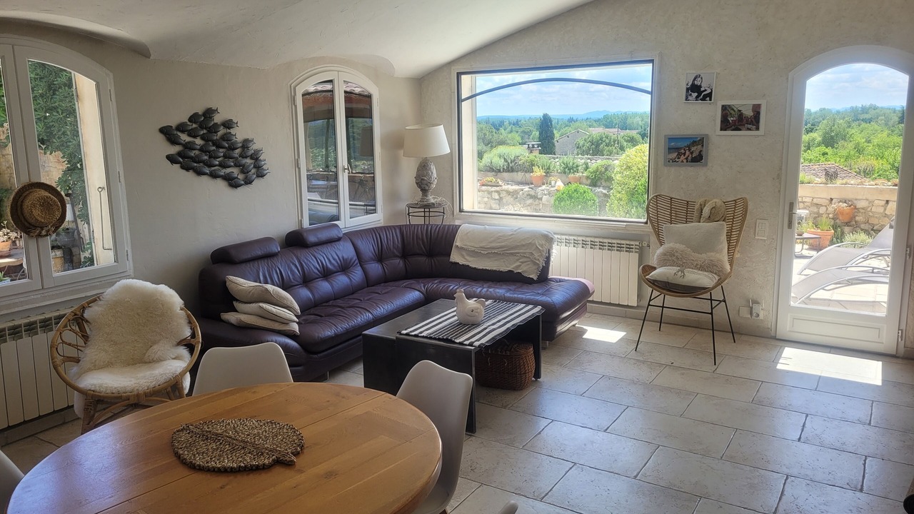 Photo of Livingroom in Velleron