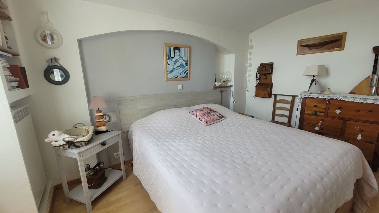 Photo of Bedroom in Velleron