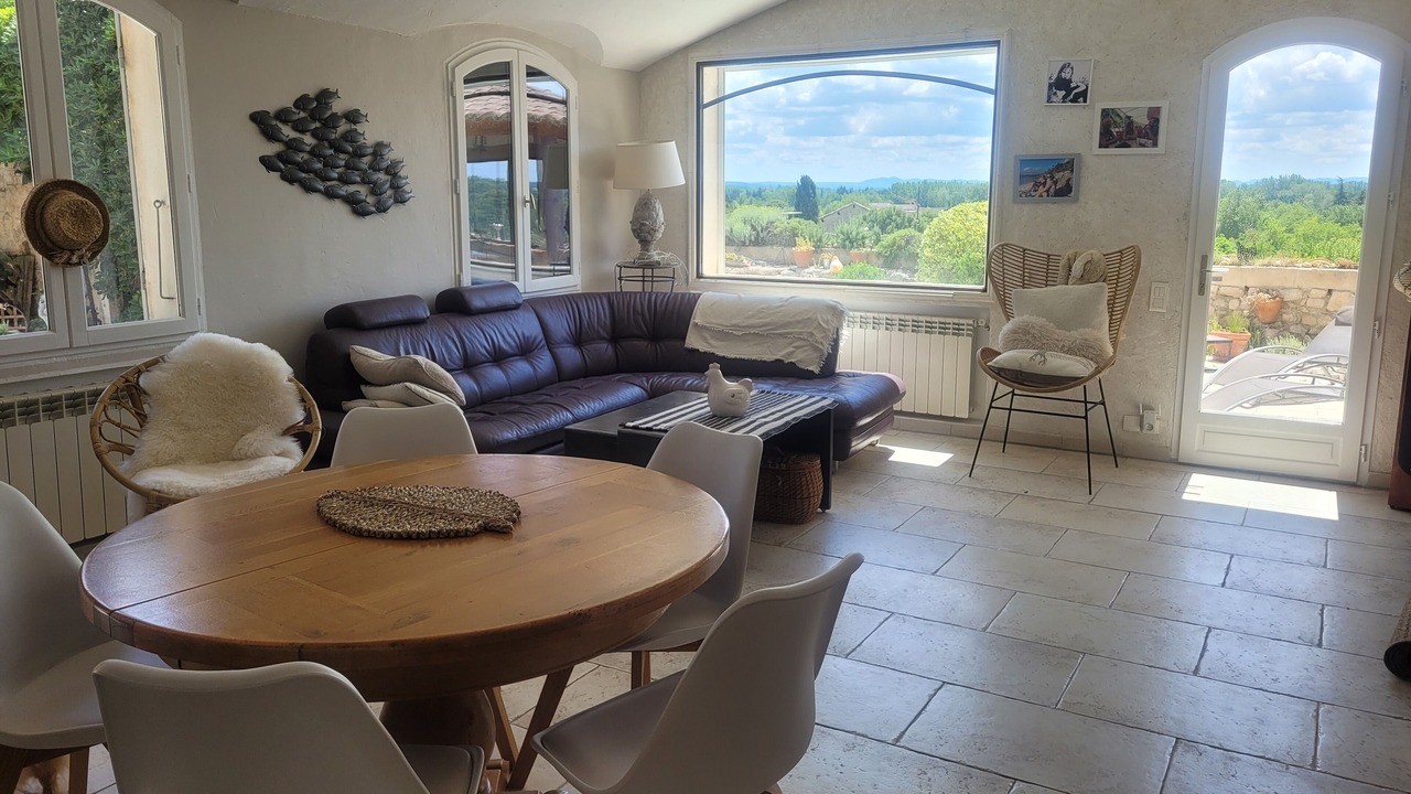 Photo of Livingroom in Velleron