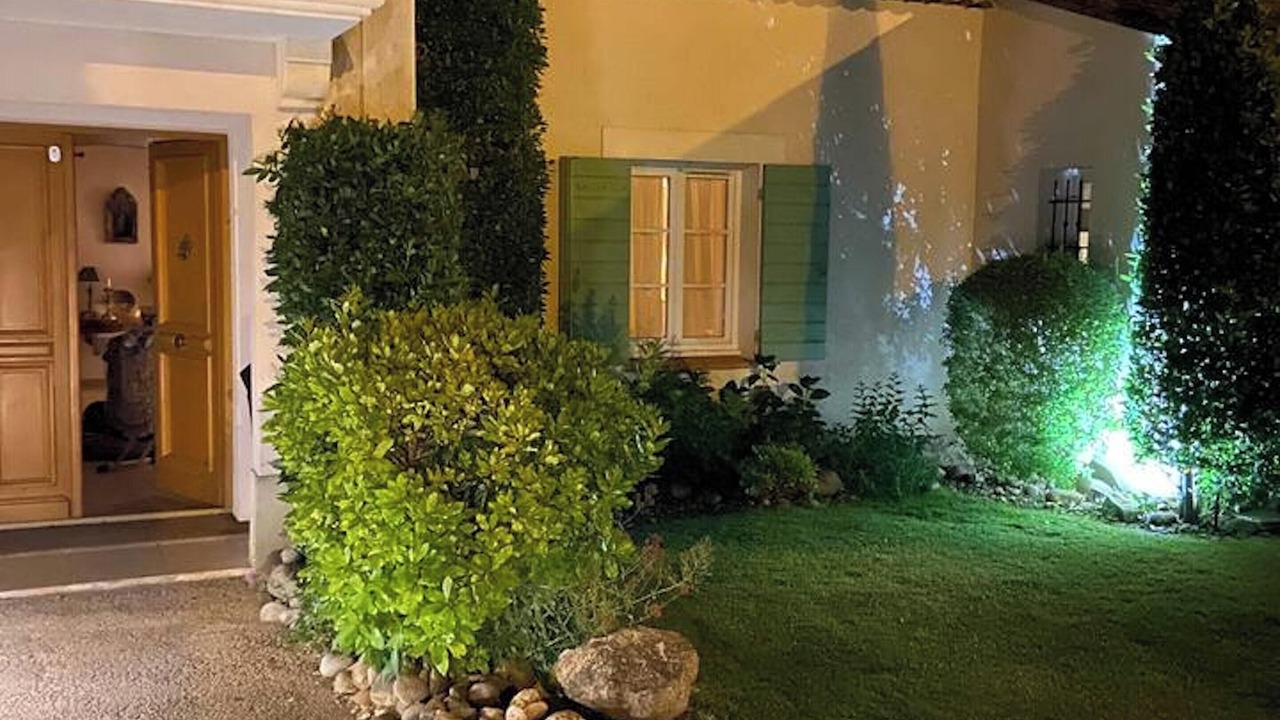 Photo of Outdoor in Pont Royal