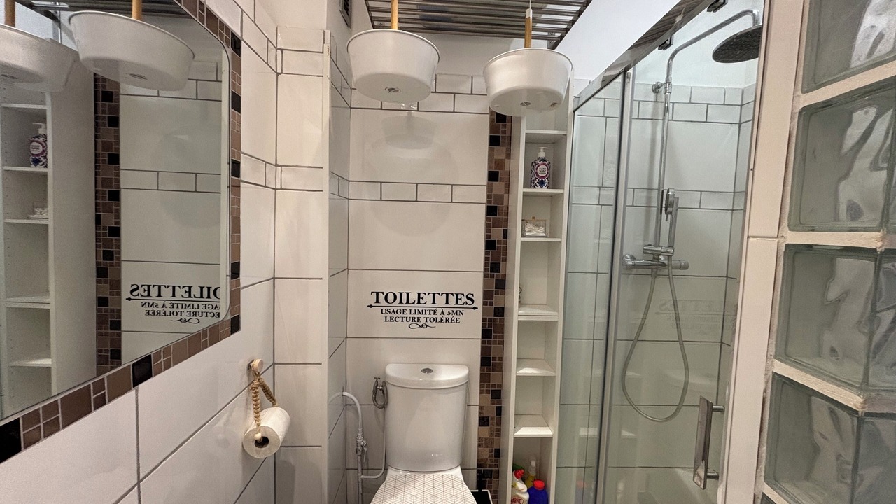 Photo of Bathroom in Les Pennes-Mirabeau