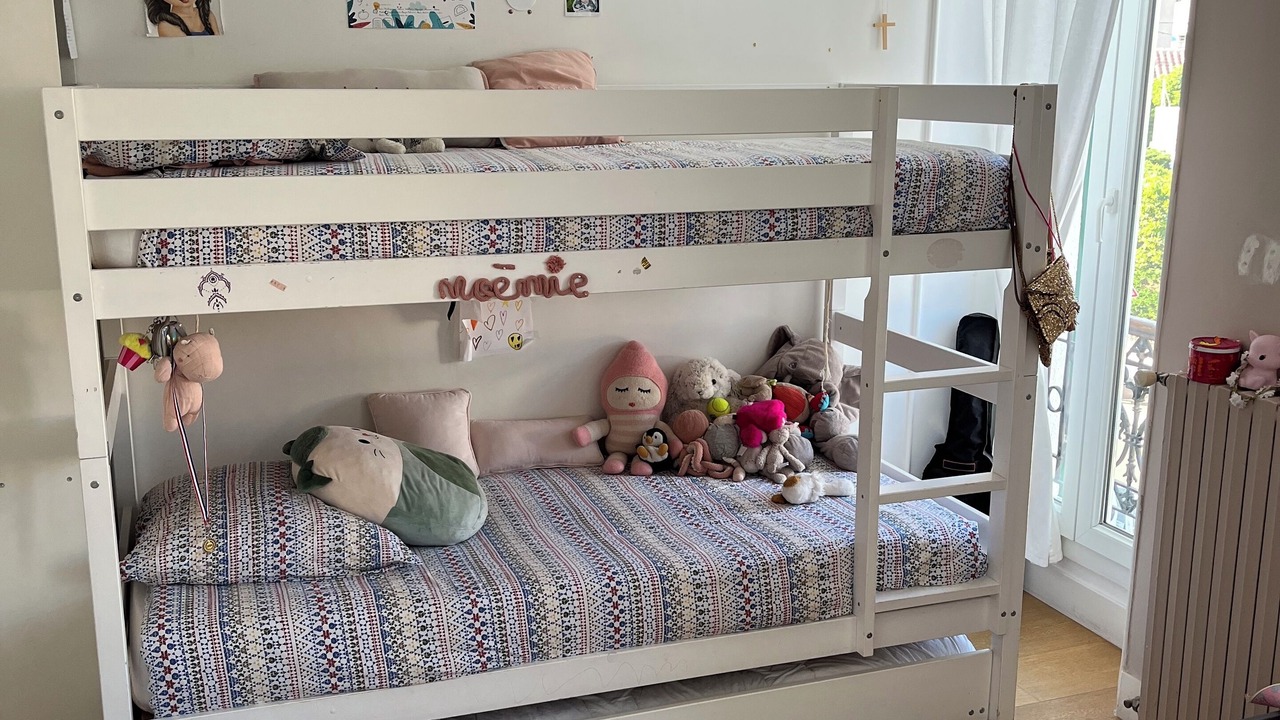 Photo of Bedroom in Saint-Lambert