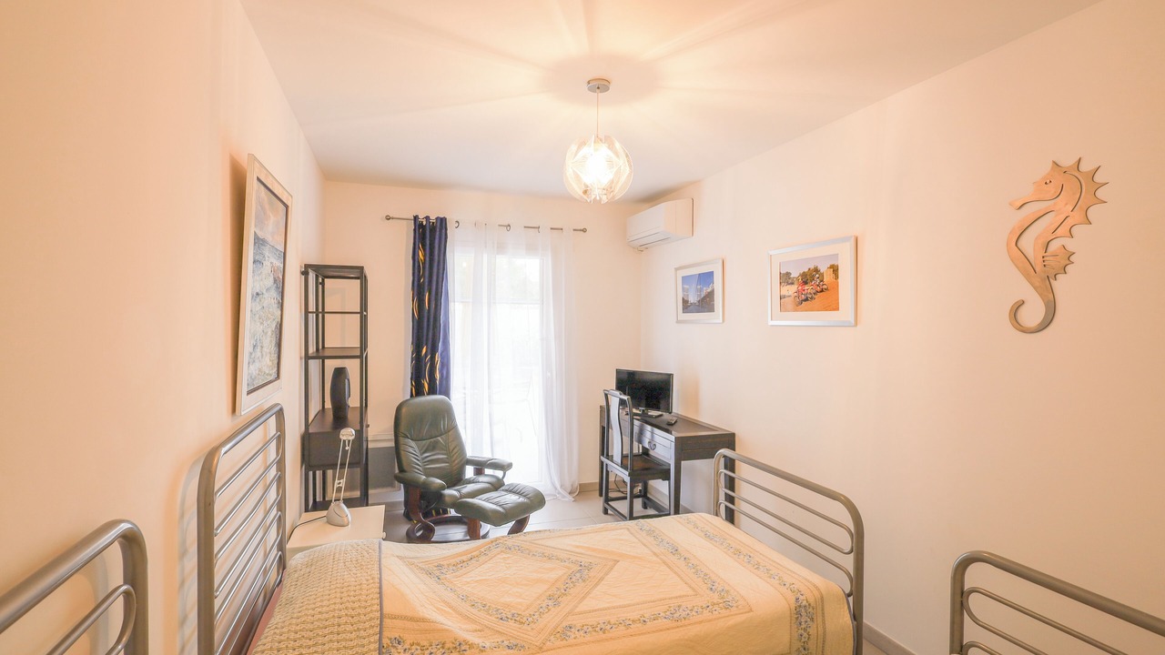 Photo of Bedroom in Carry-le-Rouet