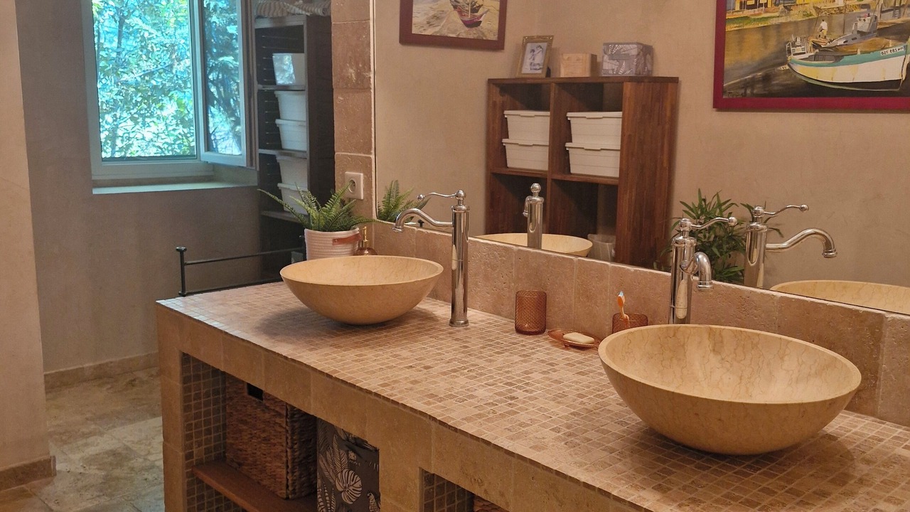 Photo of Bathroom in Monteux