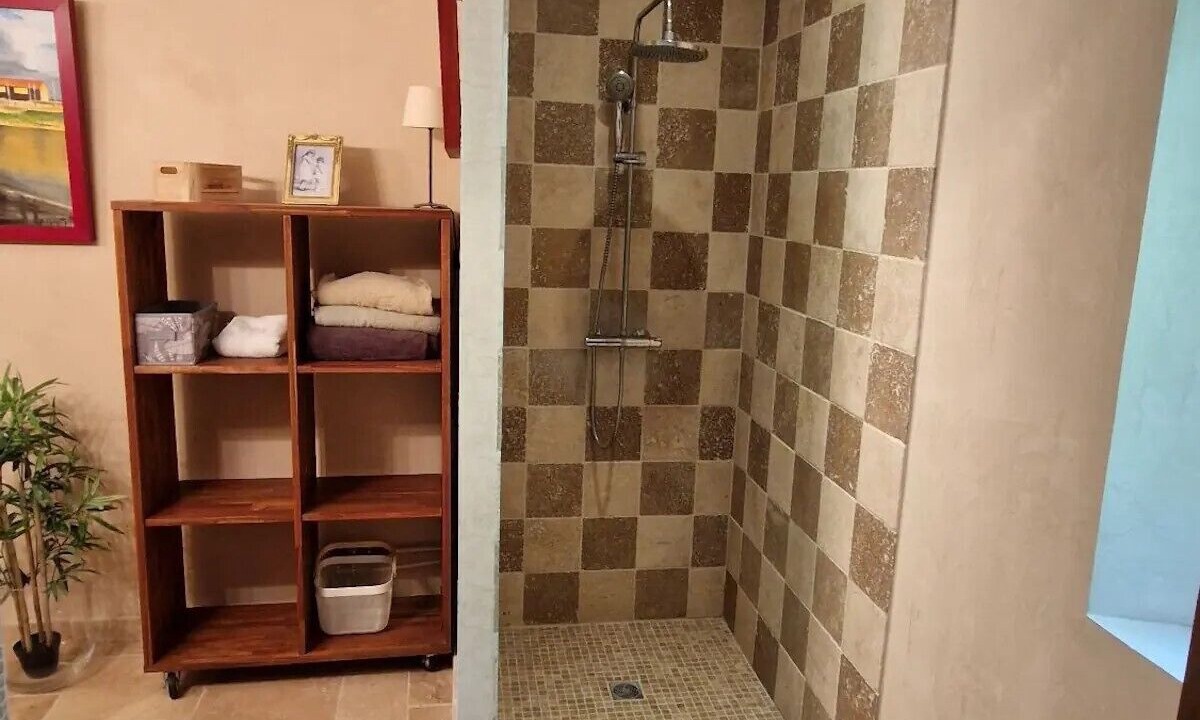 Photo of Bathroom in Monteux