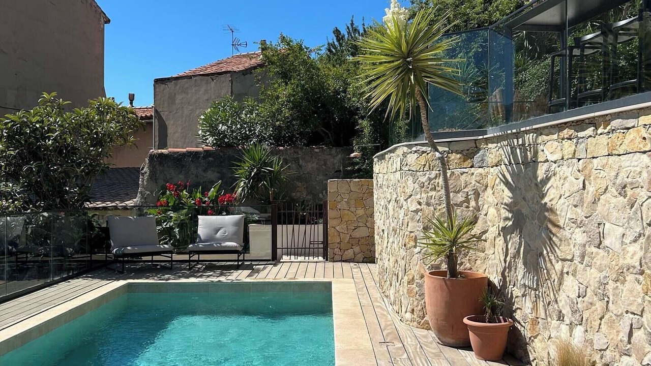 Photo of Outdoor in Bompard