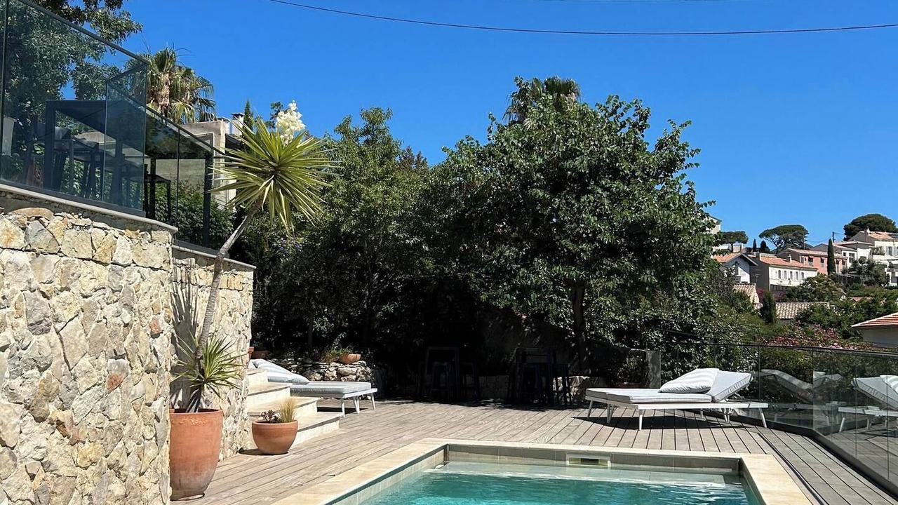 Photo of Outdoor in Bompard