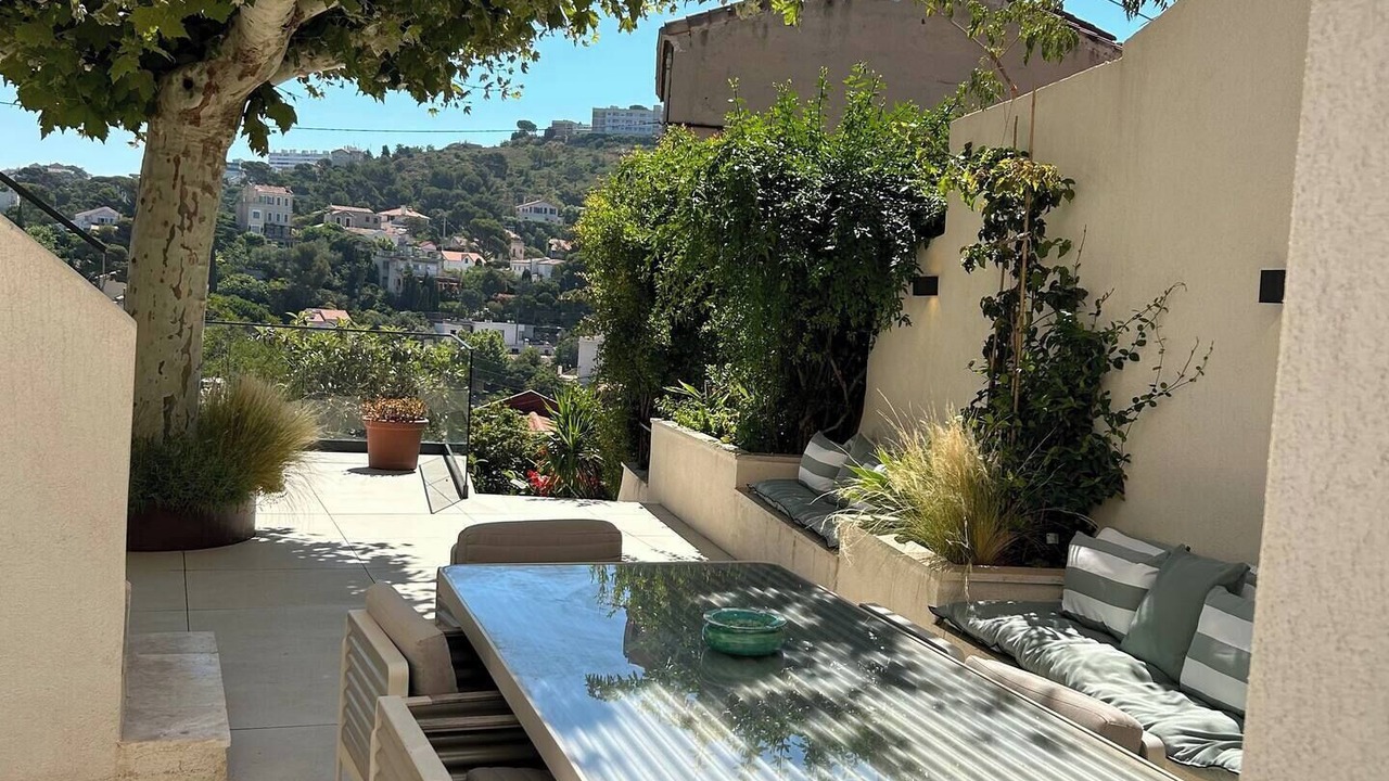 Photo of Outdoor in Bompard