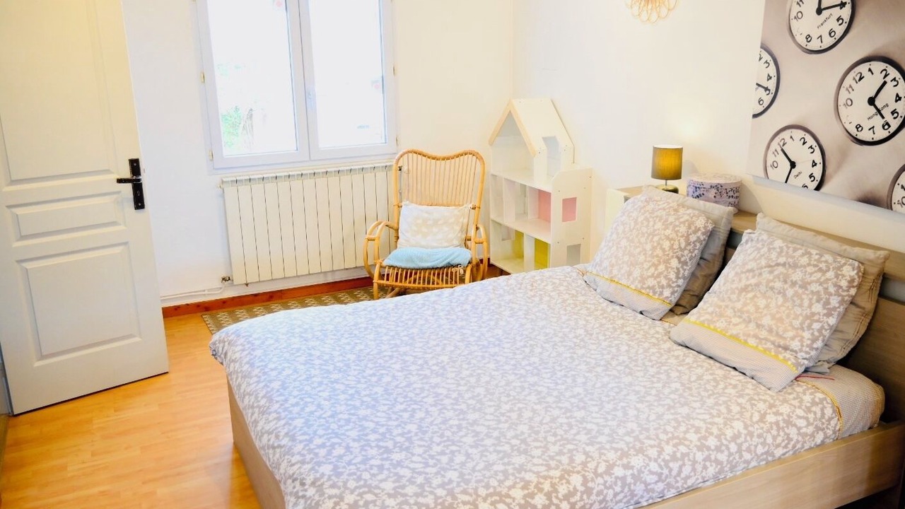 Photo of Bedroom in Saint-Saturnin-les-Avignon